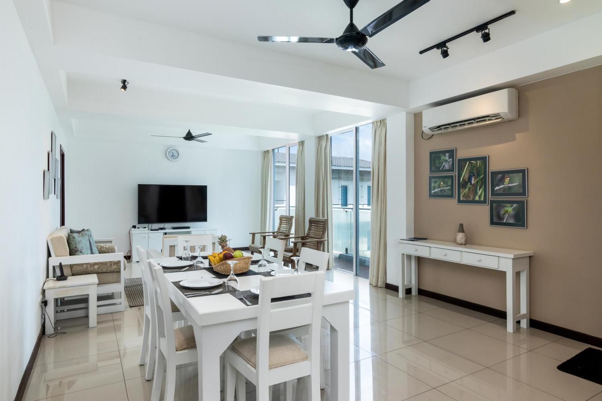 Oceanfront Condominium - Нилавели Экстерьер фото