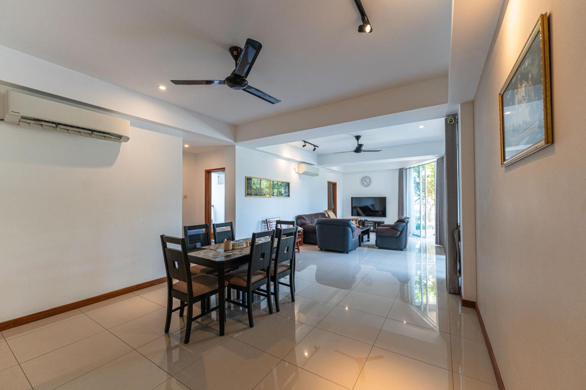 Oceanfront Condominium - Нилавели Экстерьер фото